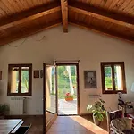 Familiare Immersa Nel Verde *