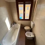 Familiare Immersa Nel Verde Apartment