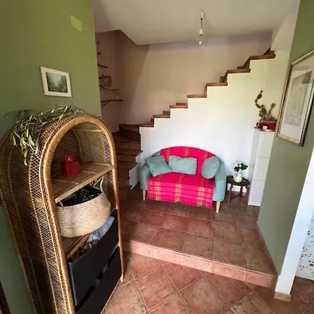 Familiare Immersa Nel Verde *