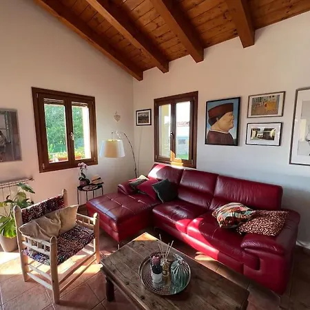 Familiare Immersa Nel Bagnario Arsa