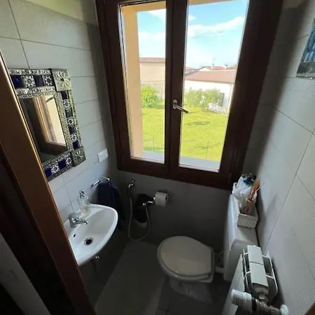 Familiare Immersa Nel *